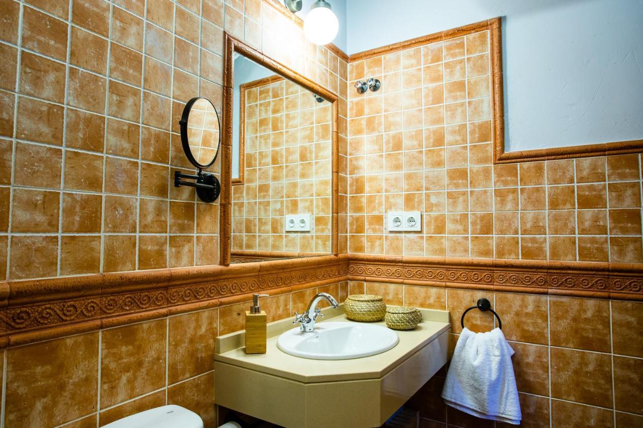 Apartamentos Puente De La Juderia 埃尔瓦 外观 照片
