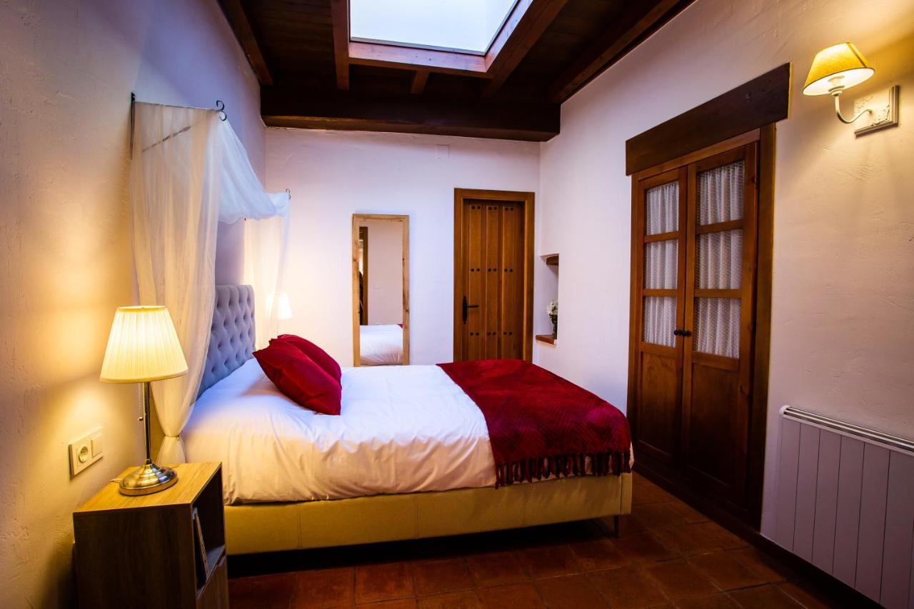Apartamentos Puente De La Juderia 埃尔瓦 外观 照片