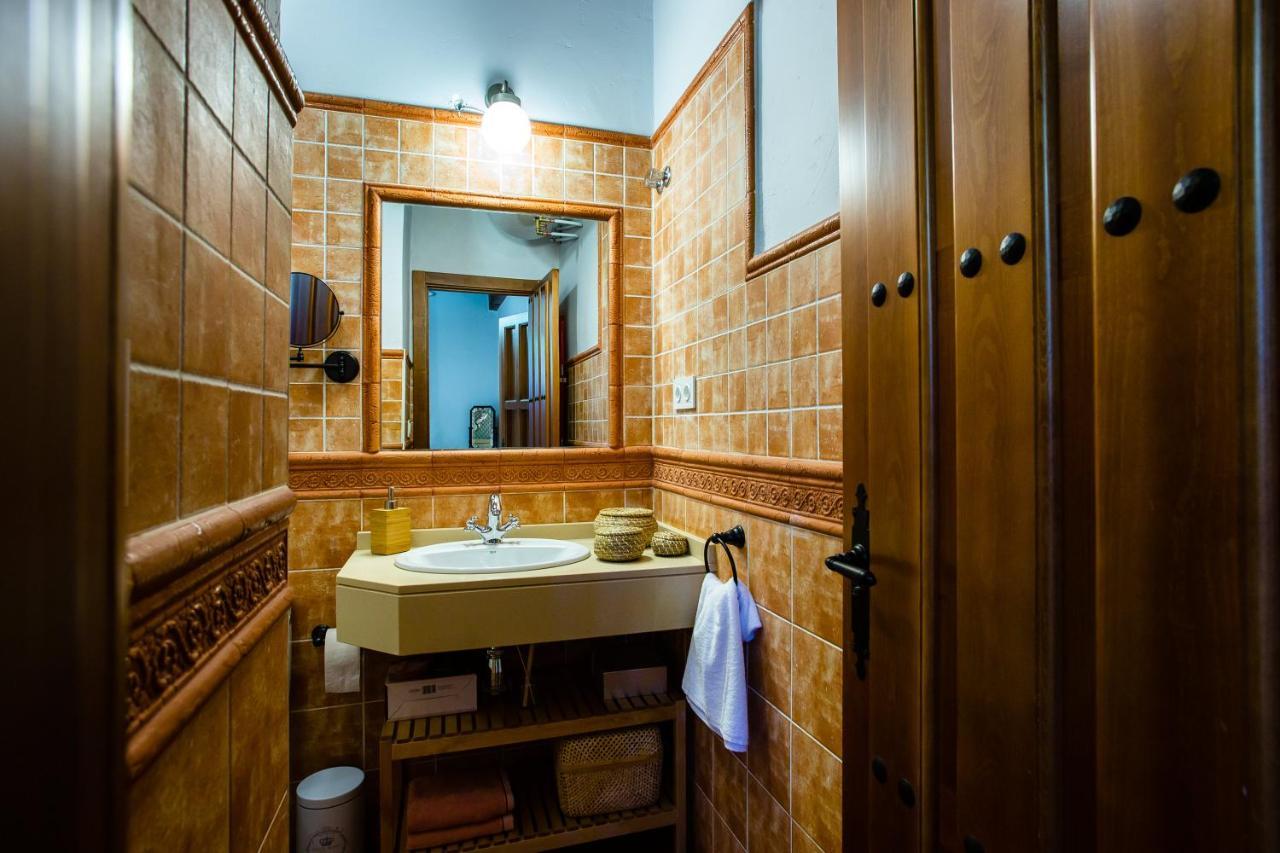 Apartamentos Puente De La Juderia 埃尔瓦 外观 照片