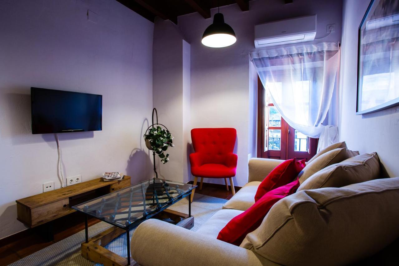 Apartamentos Puente De La Juderia 埃尔瓦 外观 照片